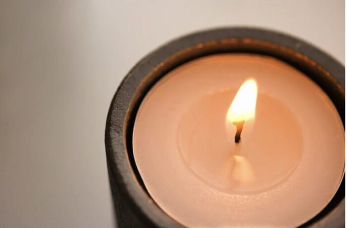 I Am Hopeful - Candle - Image 3